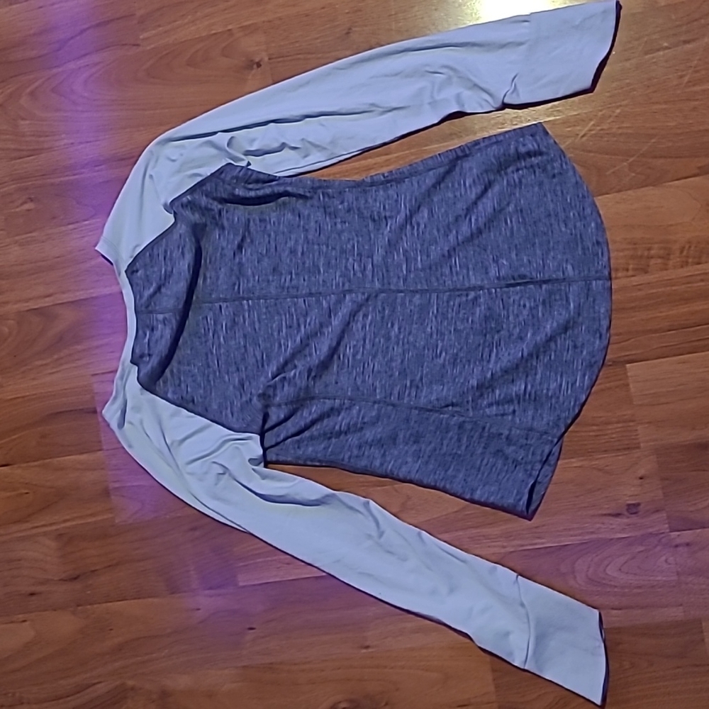 Shirt - Picture 2 of 3